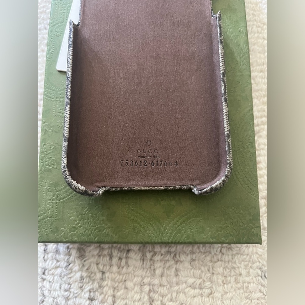 SOLD NWT 🤎 Gucci Ophidia iPhone 14 PLUS / iPhone 15 PLUS iPhone Case - Picture 4 of 9